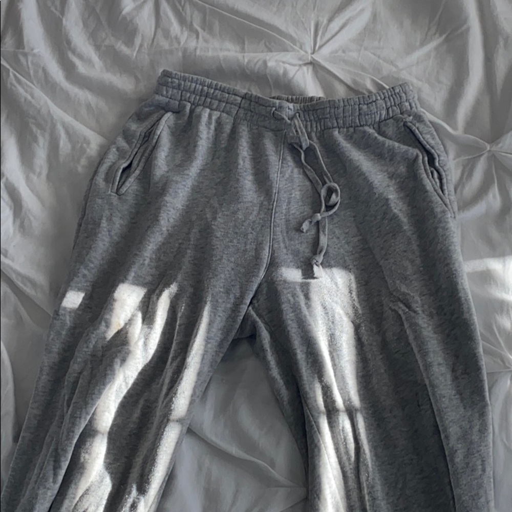 BRANDY LIGHT GRAY SWEATPANTS